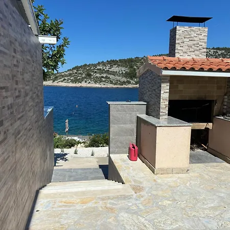 Direkt Am Meer-apartments Puntaplanka Appartement *