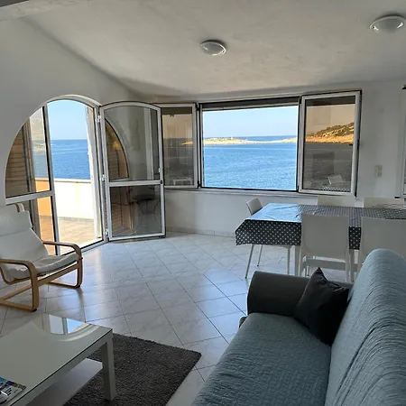 Direkt Am Meer-apartments Puntaplanka רוגוזניצה