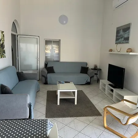 Direkt Am Meer-Apartments Puntaplanka Daire *