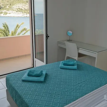 Direkt Am Meer-Apartments Puntaplanka Apartman Rogoznica (Sibenik-Knin)