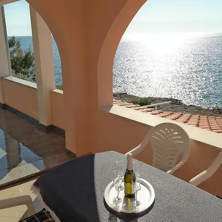 Direkt Am Meer-apartments Puntaplanka *