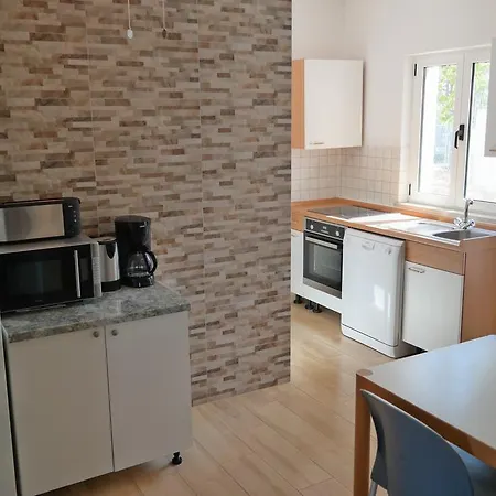 Direkt Am Meer-apartments Puntaplanka