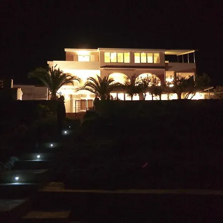 Direkt Am Meer-apartments Puntaplanka