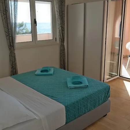 Direkt Am Meer-apartments Puntaplanka Appartement *