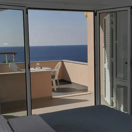 Direkt Am Meer-apartments Puntaplanka רוגוזניצה