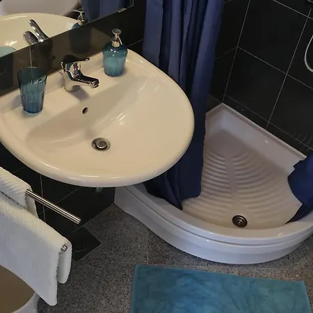 Direkt Am Meer-apartments Puntaplanka *