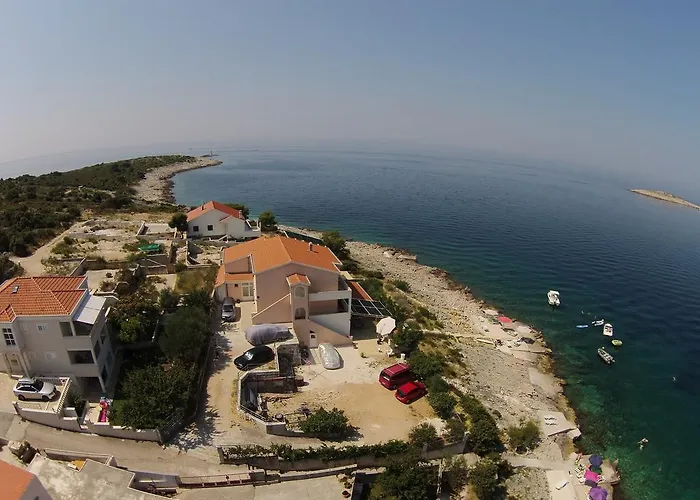 Direkt Am Meer-apartments Puntaplanka Apartament