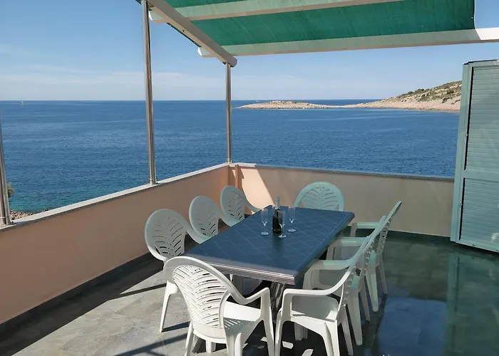 Direkt Am Meer-apartments Puntaplanka