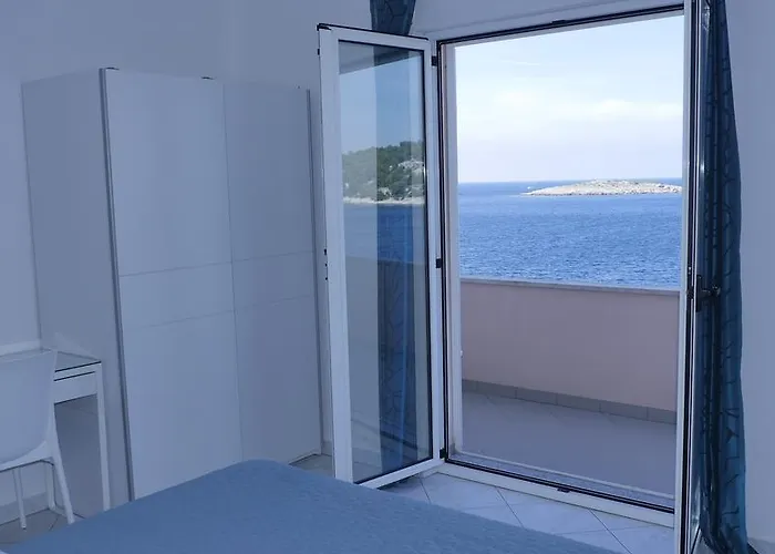 Direkt Am Meer-apartments Puntaplanka Rogoznica (Sibenik-Knin)
